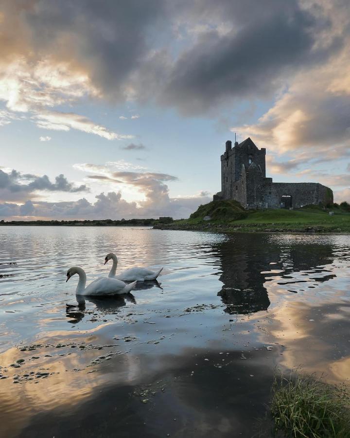 Tigh Noor - Escape To Kinvara By The Sea! Galway Exteriör bild